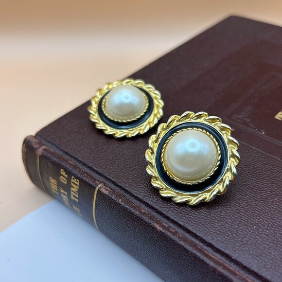 Vintage Park Lane Clip-On Earrings, Faux Pearl with Black Enamel - Picture 4 of 8